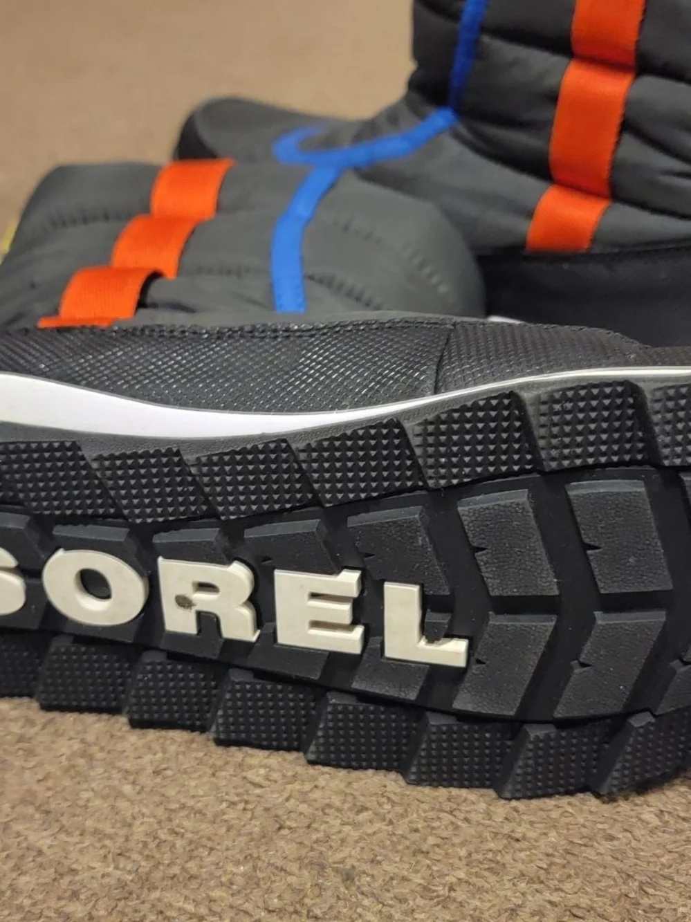 Sorel Kids Size 6 big boys Grey Boots winter, waterproof ,